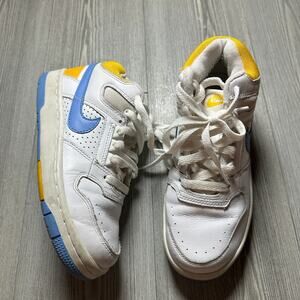 NIKE Boy's Vintage Delta Force 3/4 Del Sol Basketball Shoes Size 4Y White/Blue
